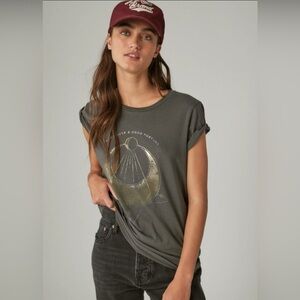 Lucky Brand Good Luck Moon 100% Cotton Classic Crew Tee Raven Size Medium